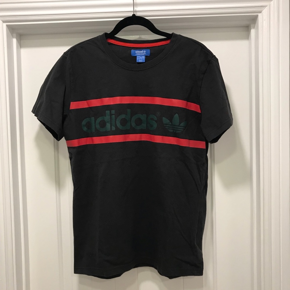 Adidas men’s t-shirt-READY TO SELL! 👌
